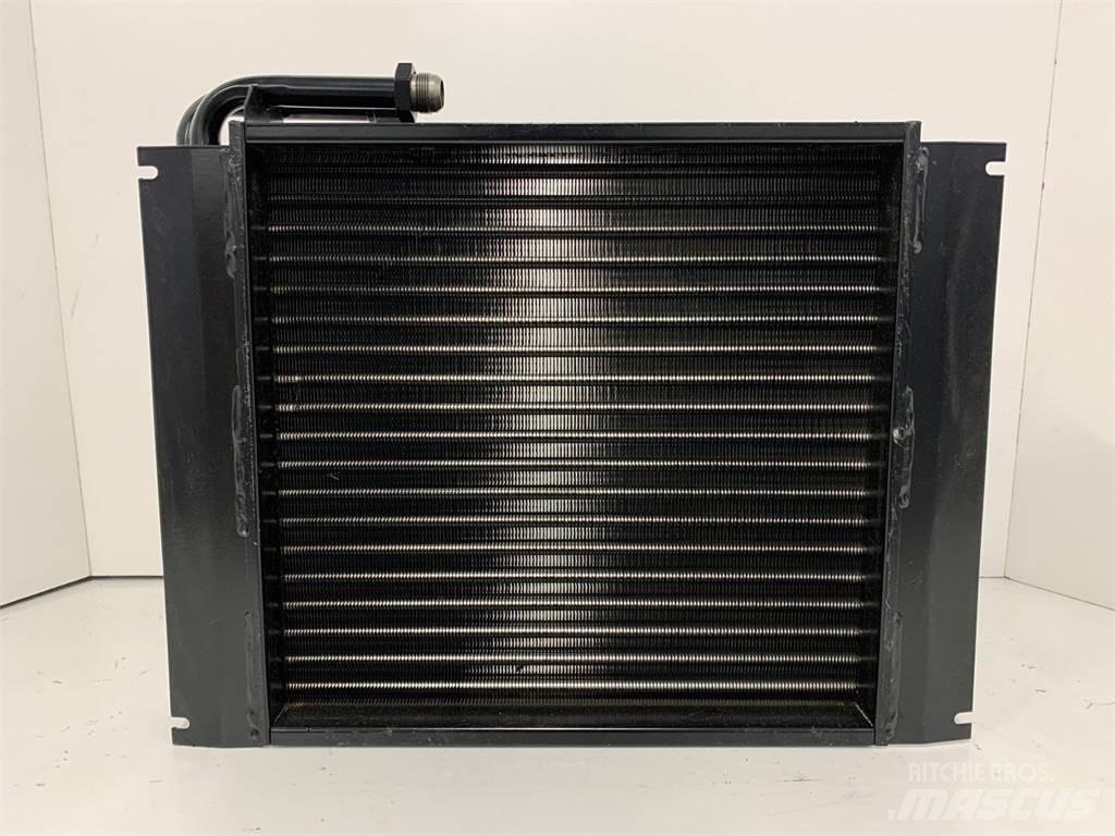 CASE 40XT 라디에이터