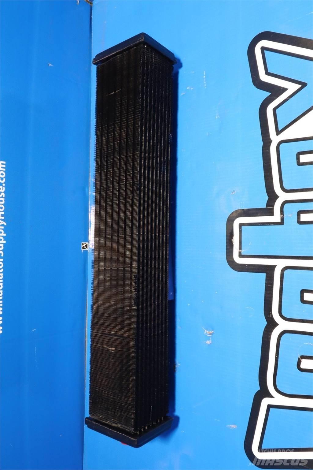 CAT 517 라디에이터