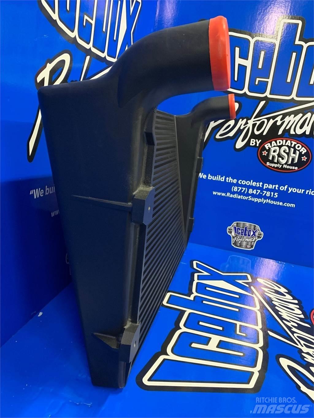 CAT 740 라디에이터