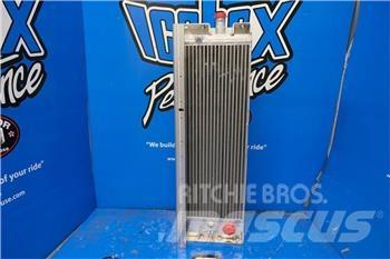 CAT 953 라디에이터