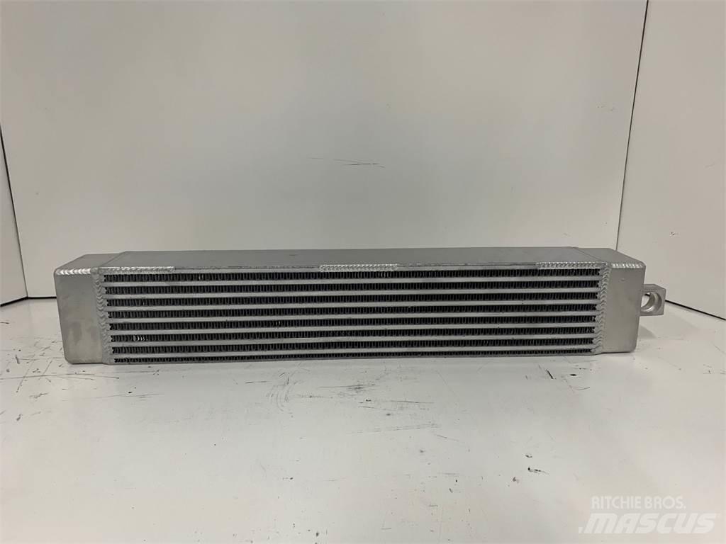 CAT 966D 라디에이터