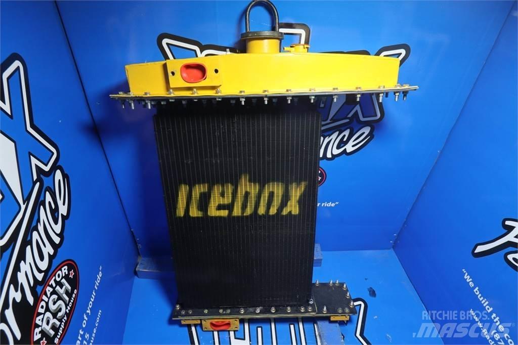 CAT D5B 라디에이터