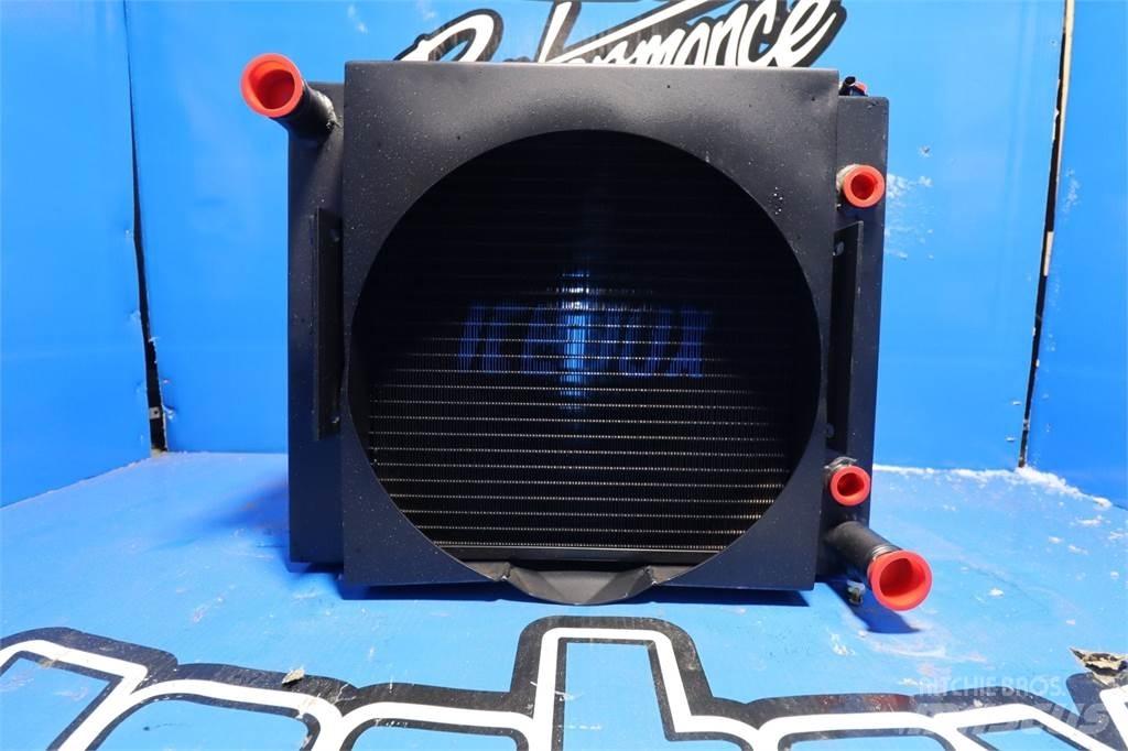 CAT V45C 라디에이터