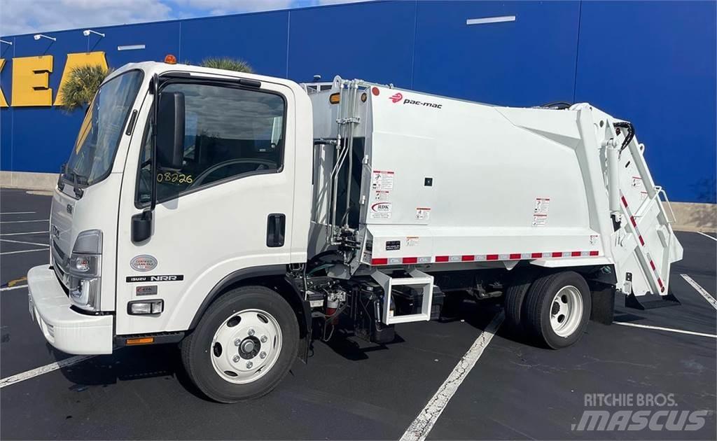Isuzu NRR 폐기물 수거 트럭