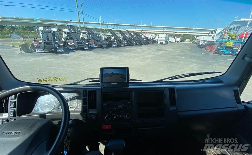 Isuzu NRR 폐기물 수거 트럭