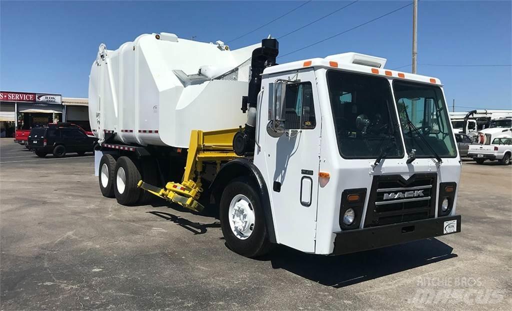 Mack LEU613 폐기물 수거 트럭