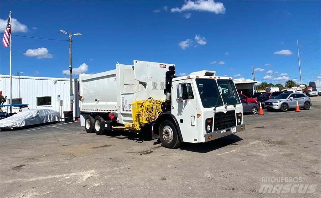 Mack LEU613 폐기물 수거 트럭