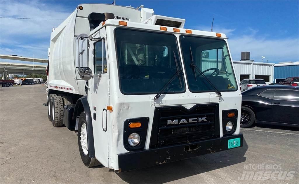 Mack LEU613 폐기물 수거 트럭