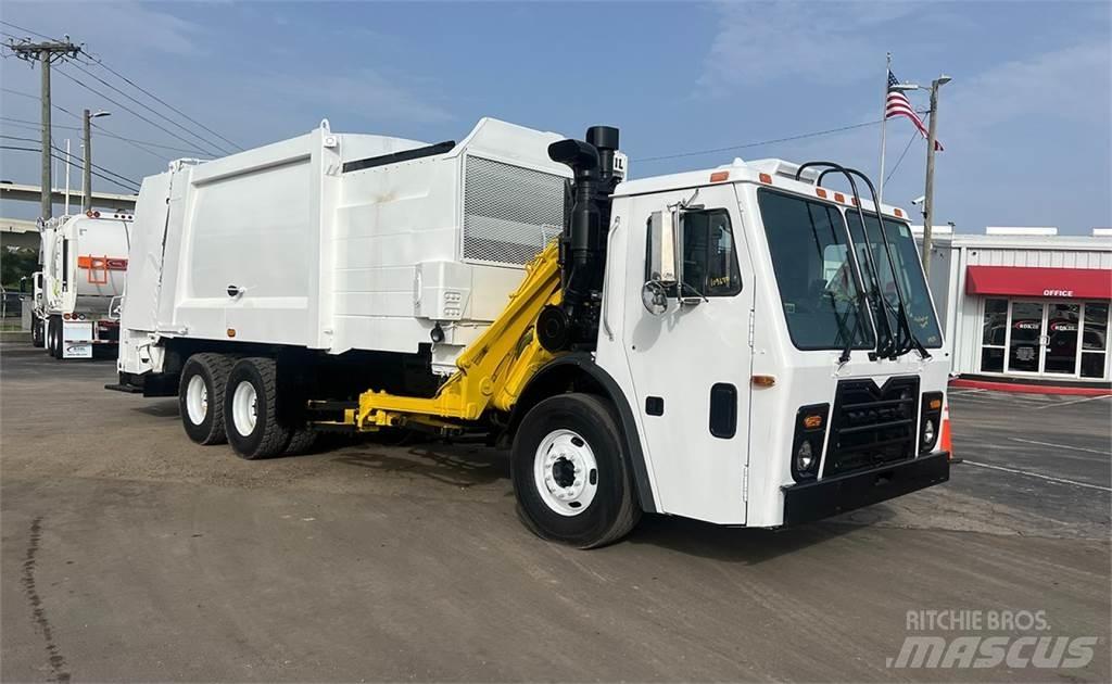 Mack LEU613 폐기물 수거 트럭