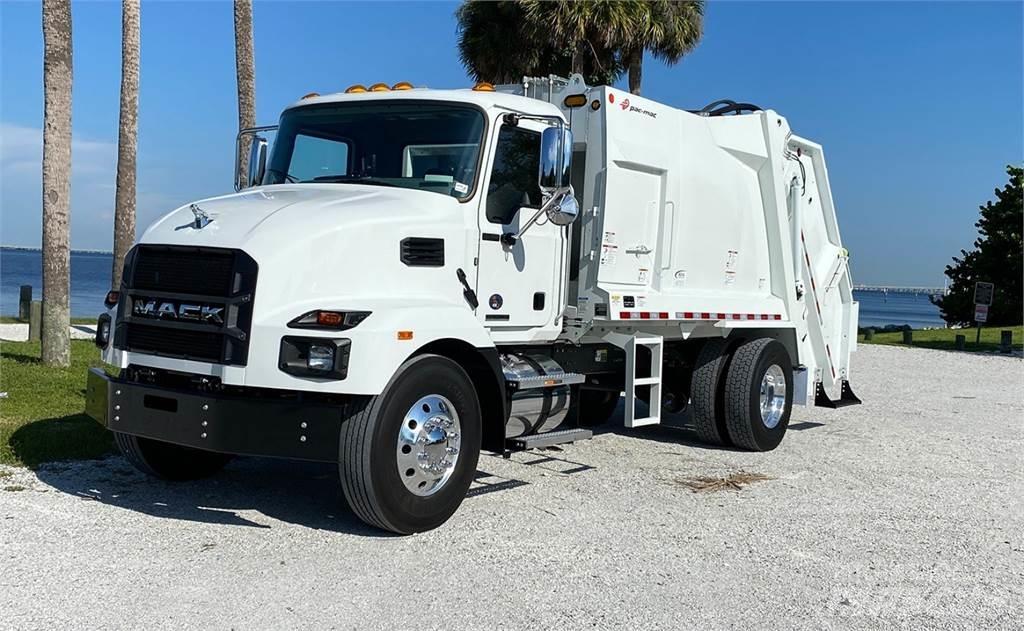 Mack MD6 폐기물 수거 트럭
