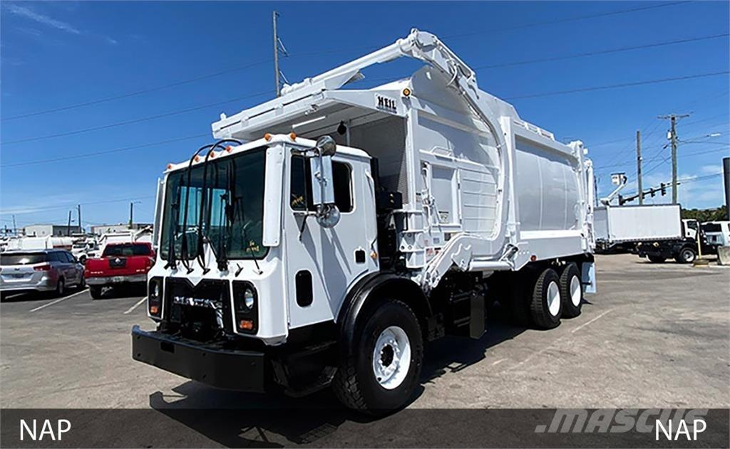 Mack MRU613 폐기물 수거 트럭