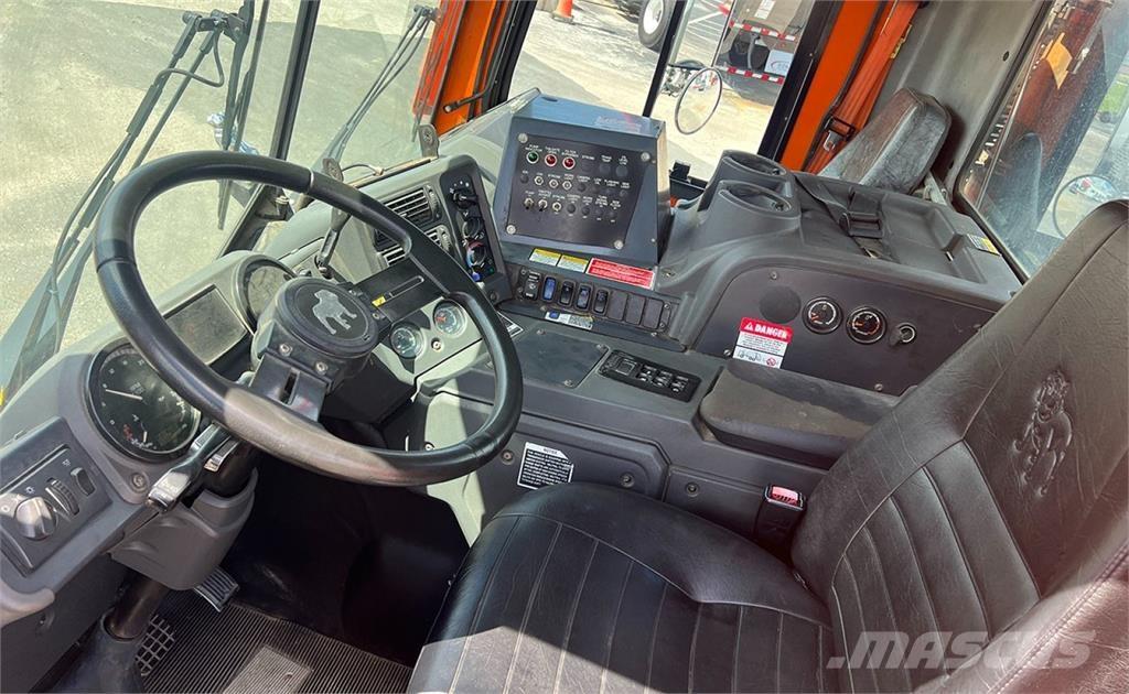 Mack MRU613 새시 운전실 트럭