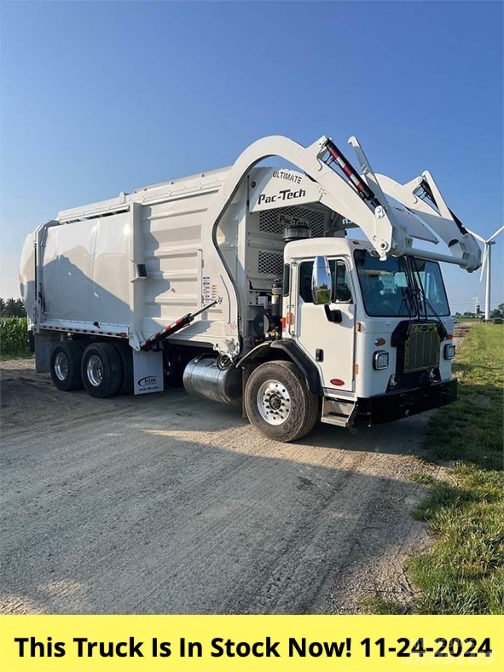 Peterbilt 520 폐기물 수거 트럭