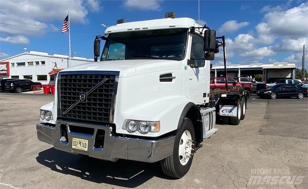 Volvo VHD64 케이블 리프트 탈착식 트럭