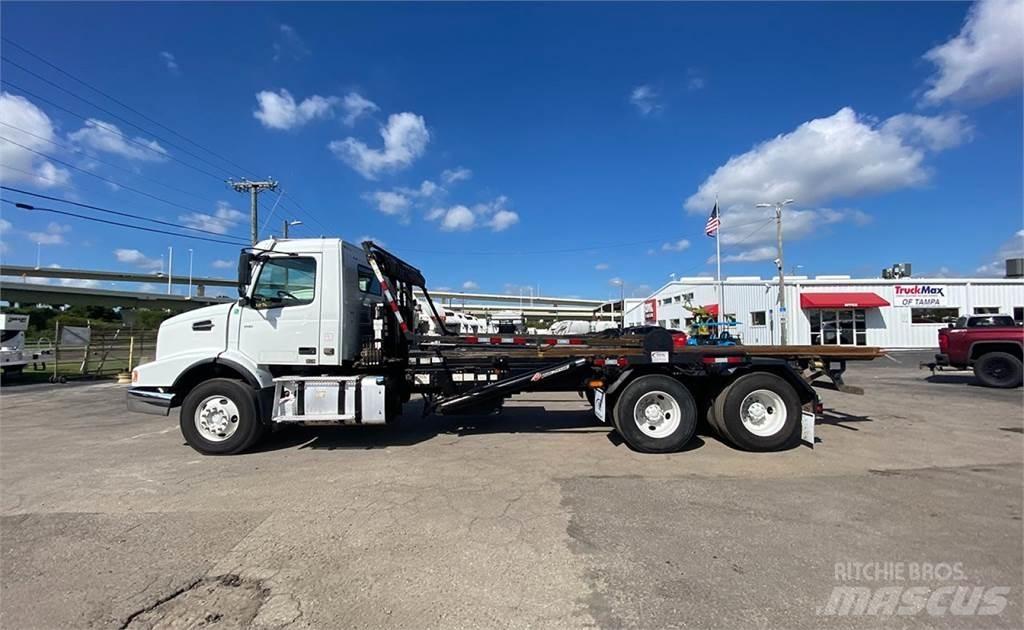 Volvo VHD64 케이블 리프트 탈착식 트럭