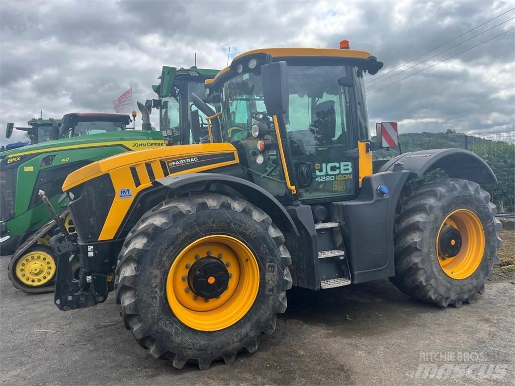 JCB 4220 기타 축산 기계 및 부속품