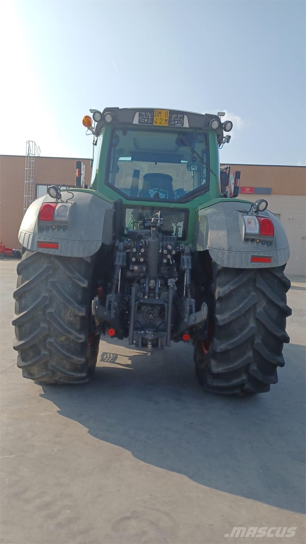 Fendt 828 SCR 트랙터