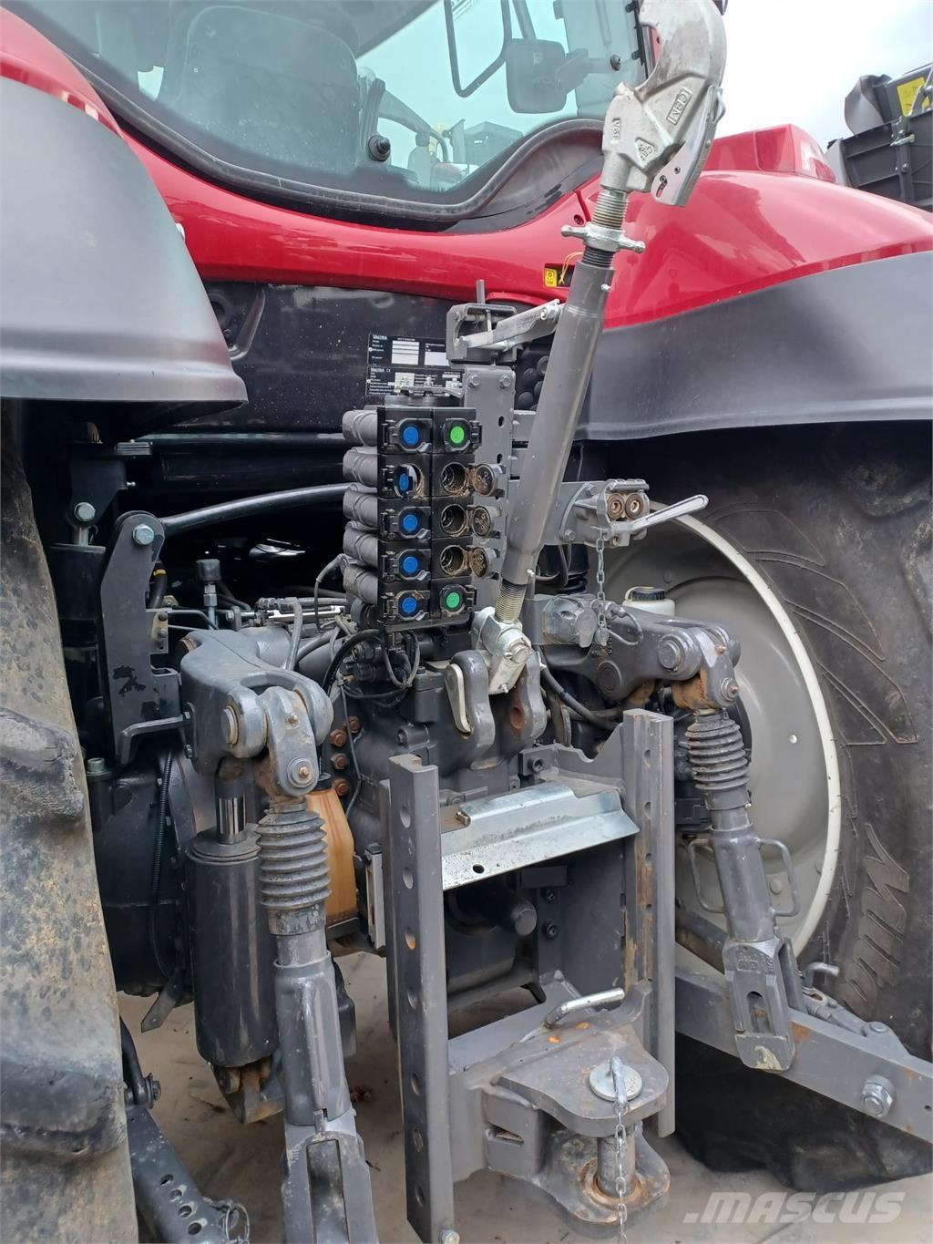 Valtra T 214 트랙터