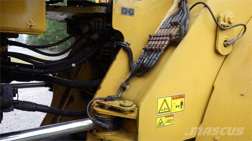 CAT 972M XE 대형 굴삭기 29톤 이상
