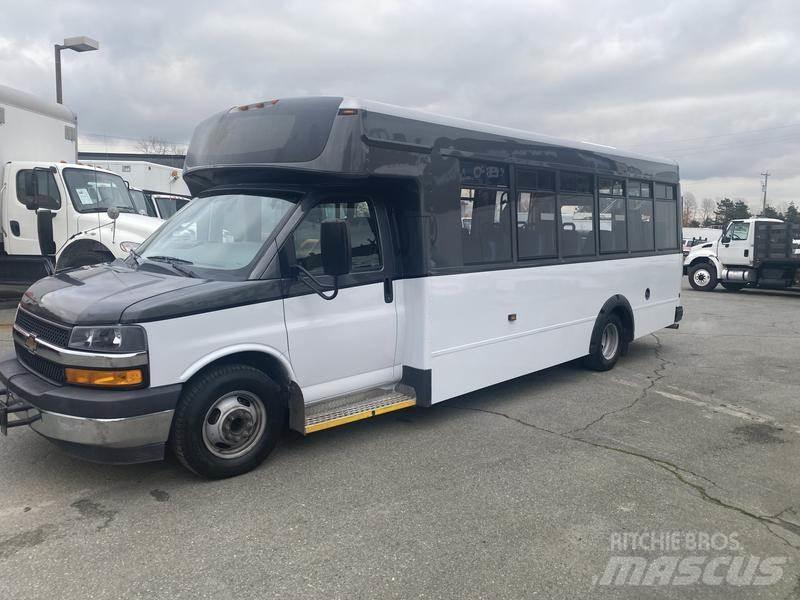 Chevrolet Express 미니 버스