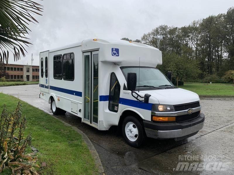 Chevrolet Express 미니 버스