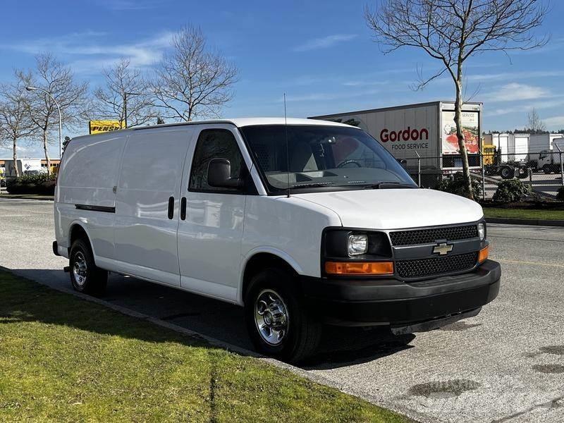 Chevrolet Express 패널 화물차