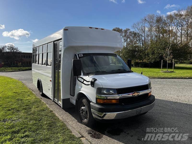 Chevrolet Express 미니 버스