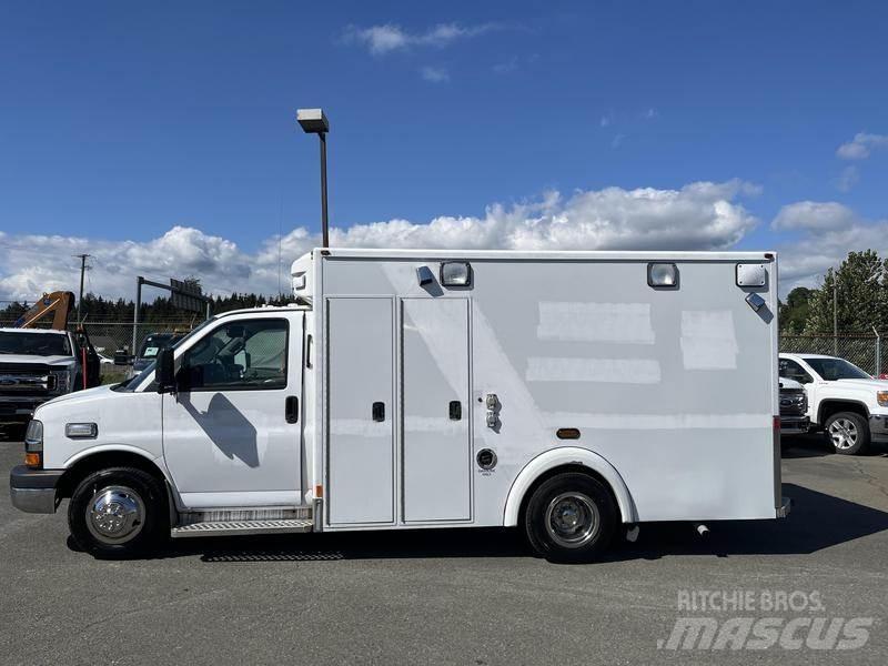 Chevrolet Express 미니 버스