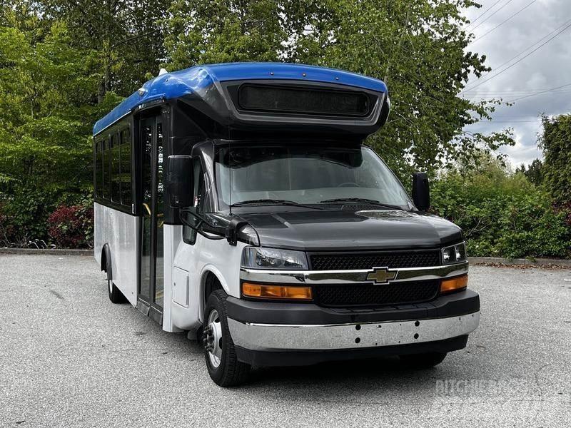 Chevrolet Express 미니 버스
