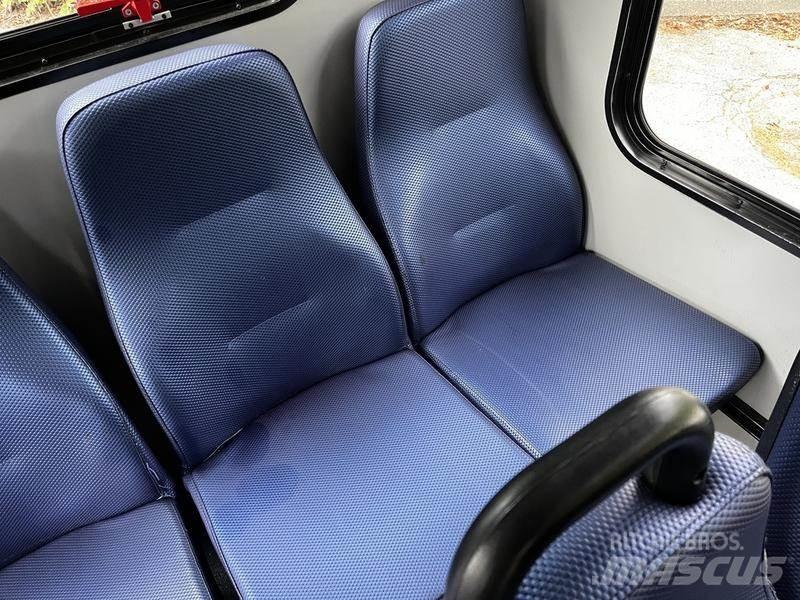 Chevrolet Express 미니 버스