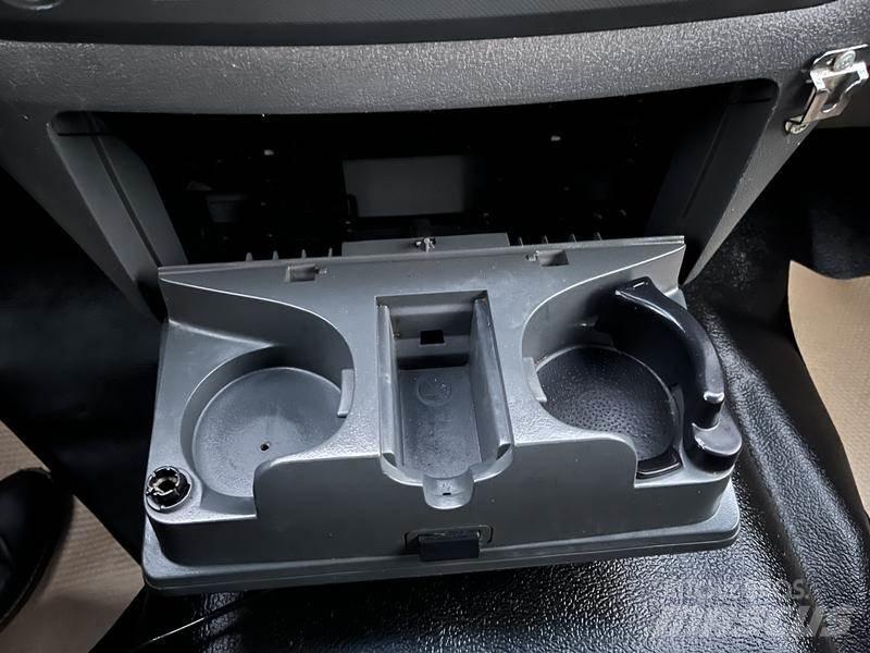 Dodge Ram 5500 플랫베드/드롭사이드 트럭