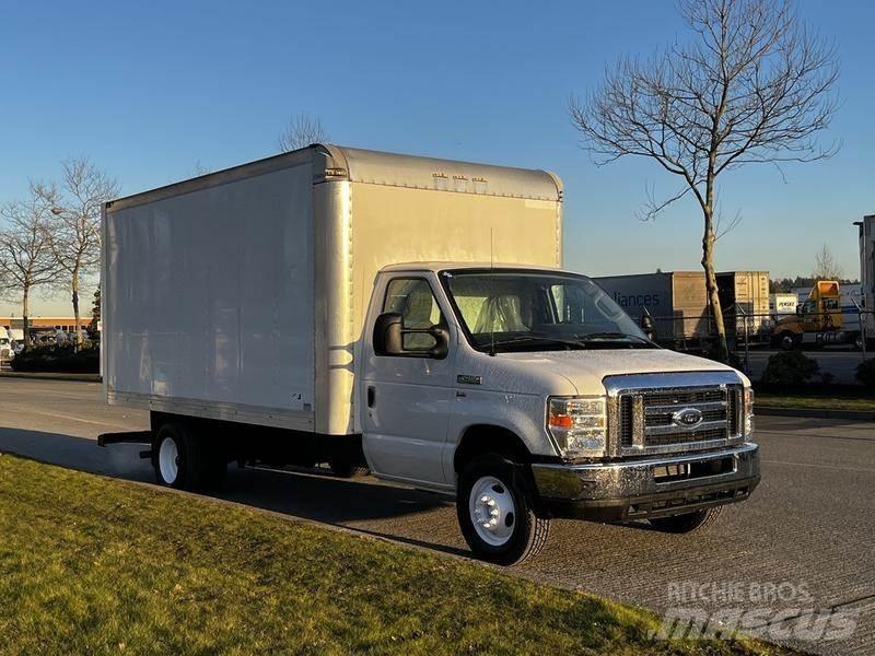 Ford Econoline 패널 화물차