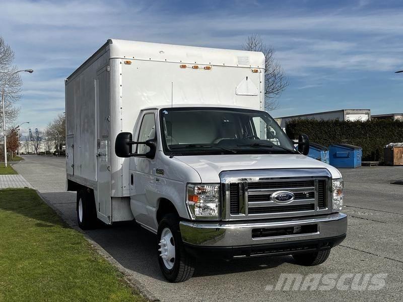 Ford Econoline 패널 화물차