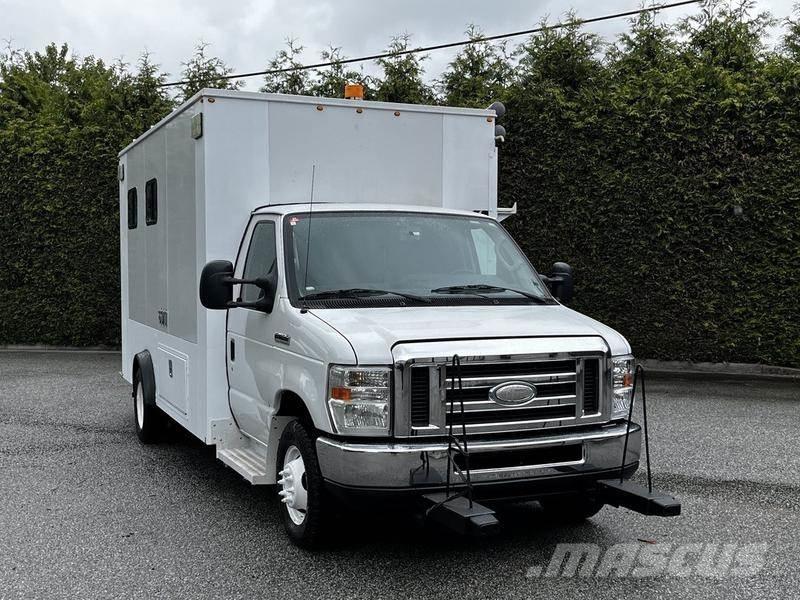 Ford Econoline 패널 화물차