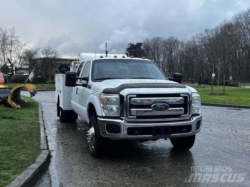 Ford F-350 SD 시립/다목적 차량