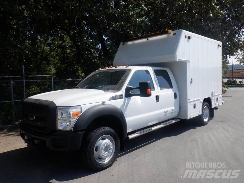 Ford F-550 시립/다목적 차량