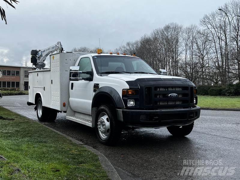 Ford F-550 시립/다목적 차량