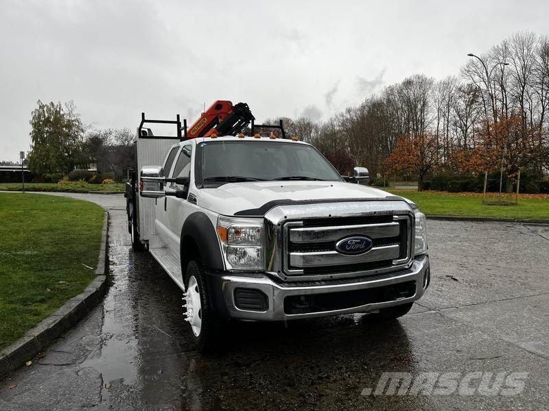 Ford F-550 크레인 트럭