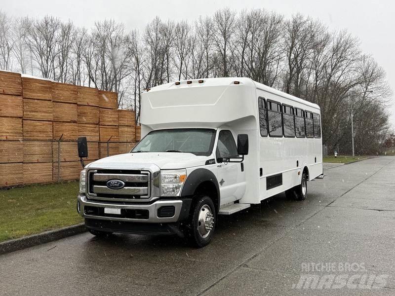 Ford F-550 미니 버스