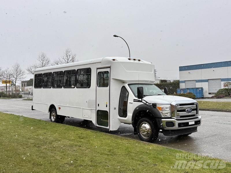 Ford F-550 미니 버스