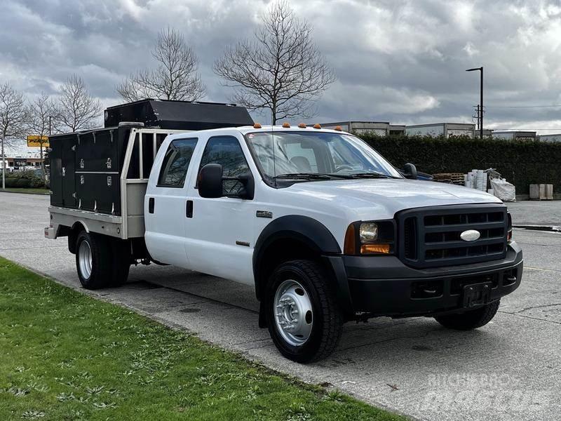 Ford F-550 시립/다목적 차량