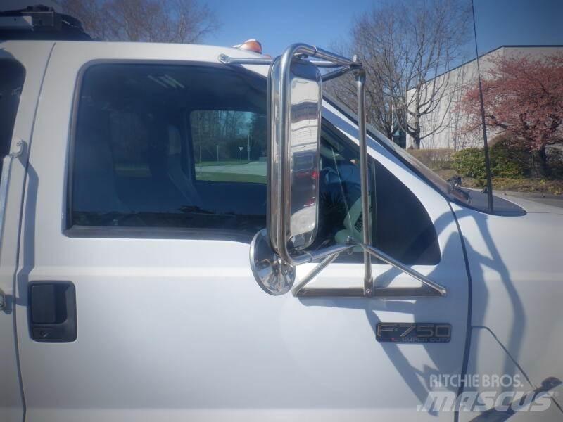 Ford F-750 시립/다목적 차량