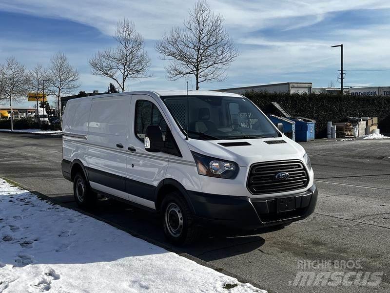 Ford Transit 패널 화물차