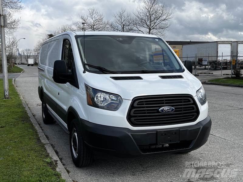 Ford Transit 패널 화물차