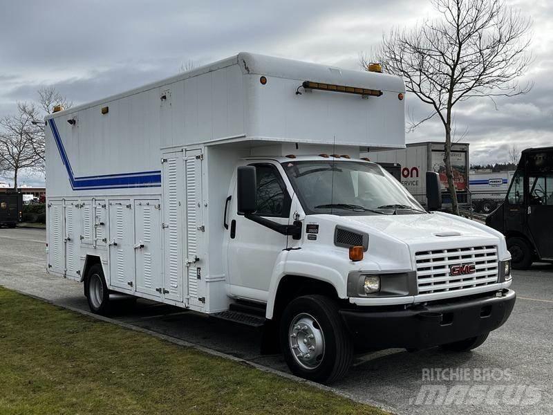 GMC C5000 시립/다목적 차량
