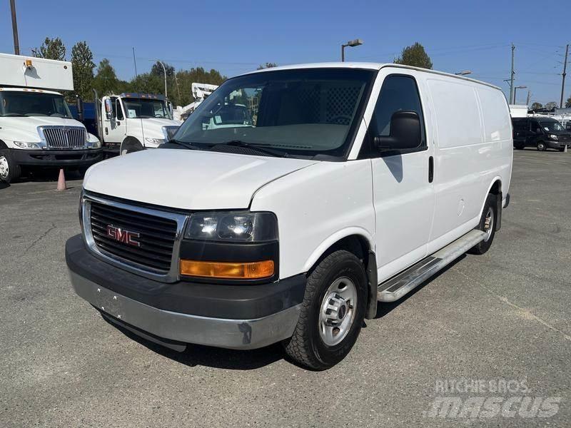 GMC Savana 패널 화물차