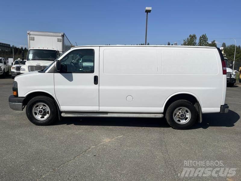 GMC Savana 패널 화물차