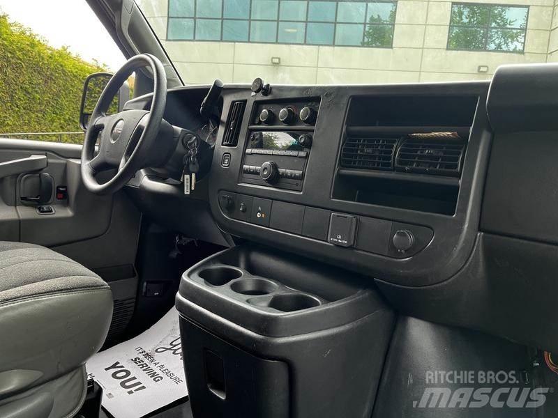 GMC Savana 패널 화물차