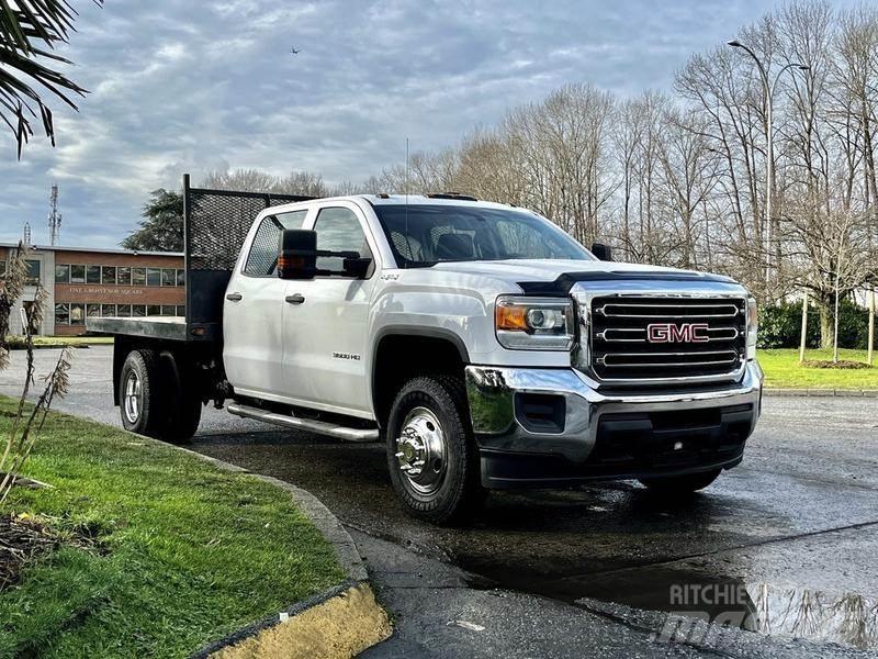 GMC Sierra 3500HD 플랫베드/드롭사이드 트럭
