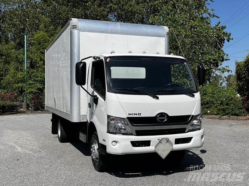 Hino 155 패널 화물차